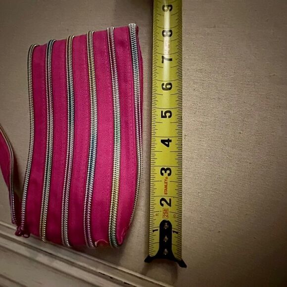 ZIP IT bright pink case pouch NWOT - Picture 5 of 8